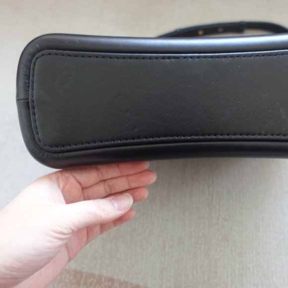 Chanel Gabrielle Hobo Bag - Picture 3 of 9